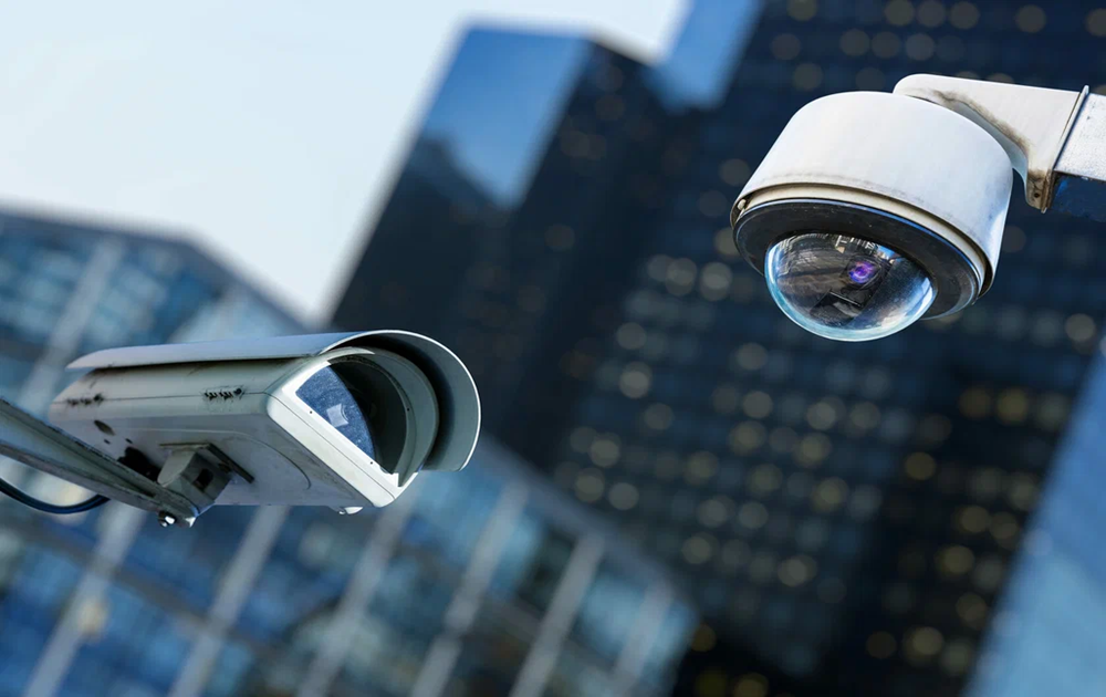Professional installing CCTV Video Surveillance System in Dubai 2025